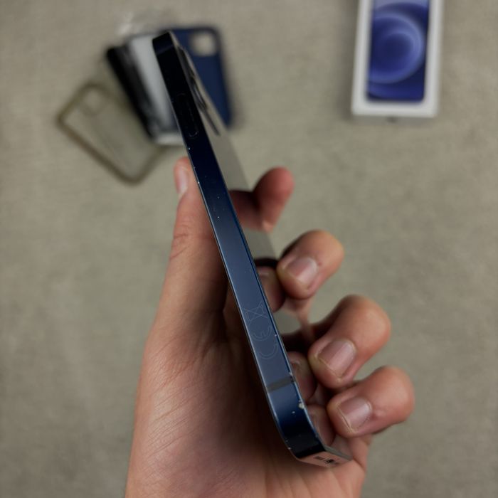 Apple iPhone 12 Dark Blue 128gb em muito boas condições!