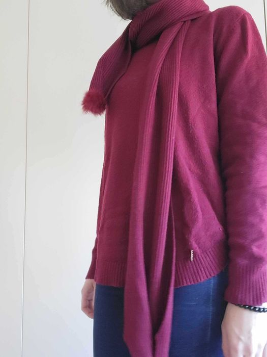 Bordeaux Sweater + Scarf with Pompom64551418941570121