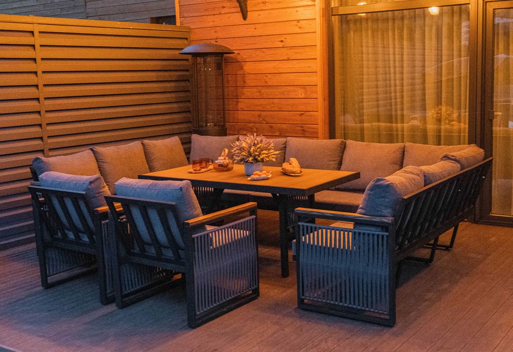 Комплект меблів заплетений для тераси від виробника. Садові меблі