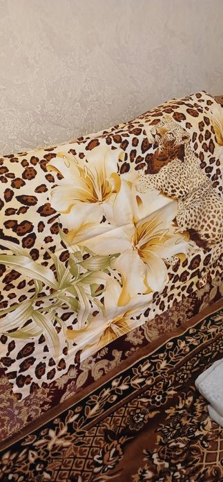 Постельное белье евро  б/у