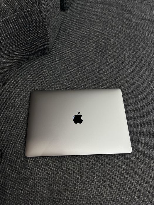 MacBook Pro 13" Space Gray i7/16Gb/512GB ( Z0V70002G ) 2018 бу