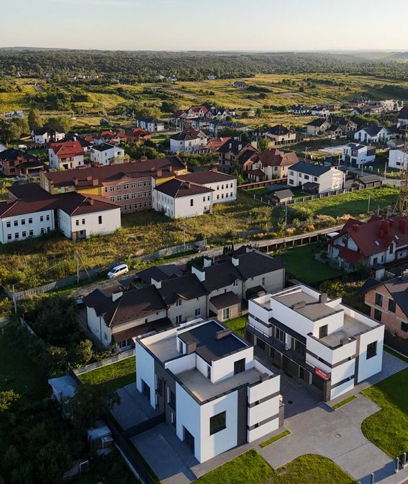 Продаж котеджу у с. Солонка, вул. Кн. Романа БЕЗ КОМІСІЇ