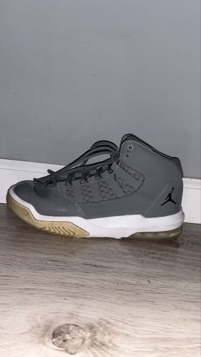 TANIO | Jordan Max Aura