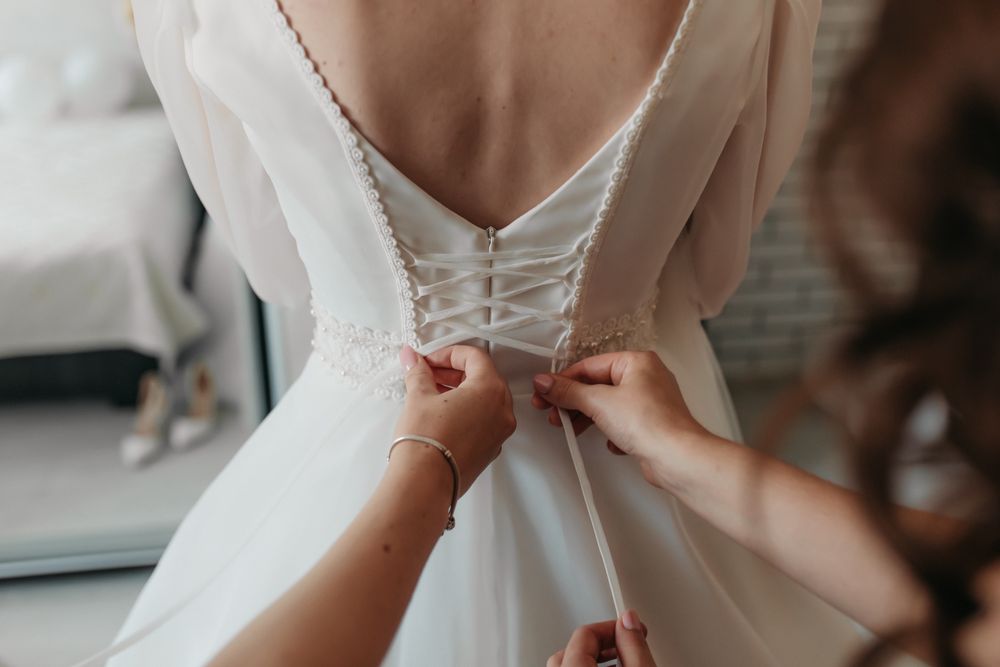 Весільна ніжна сукня