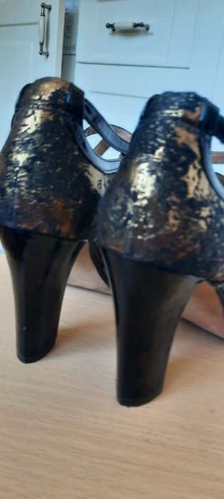 Buty imprezowe 37