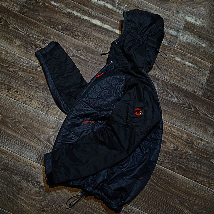 Микропуховик Mammut