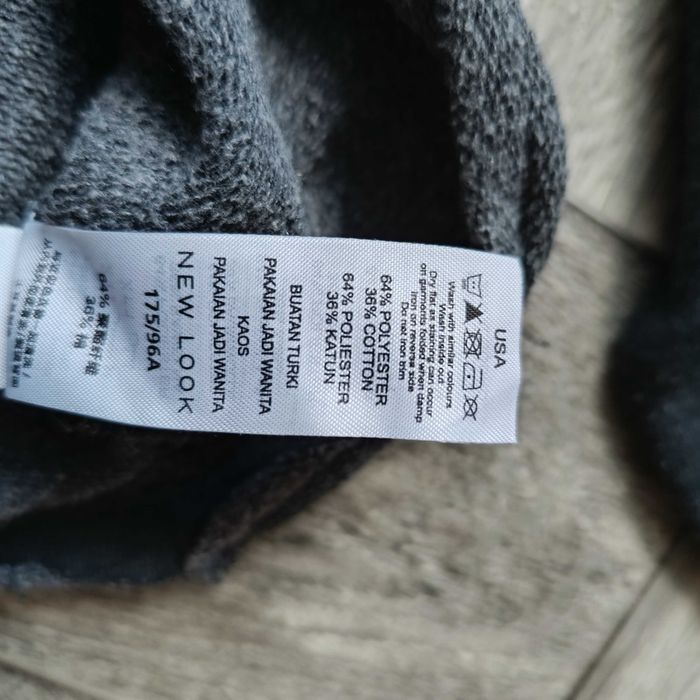 Кофта / светр жіночий