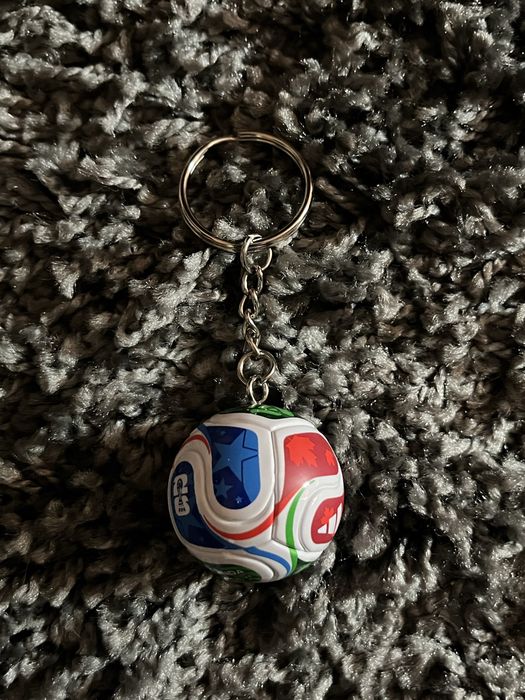 Брелок мʼяч ЧС 2026