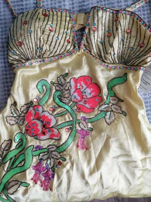 Sukienka XS mini impreza satyna cekiny Design Petite karnawał