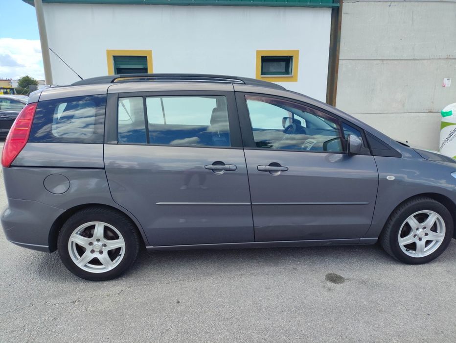 Mazda 5 com 7 lugares