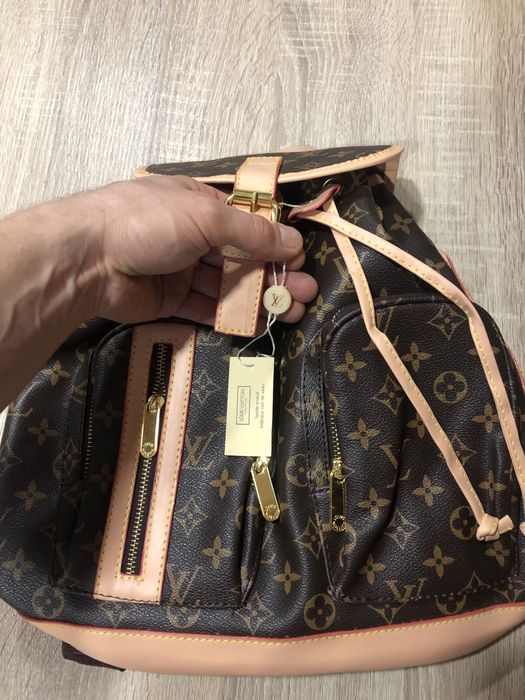 Mochila louis vuitton monograma