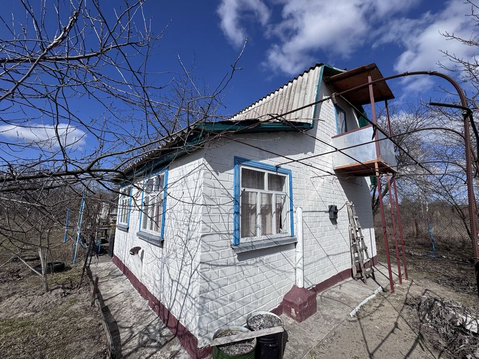 Продаж дачного будинку в селі Благодатне