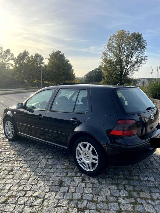 VW GOLF IV preto