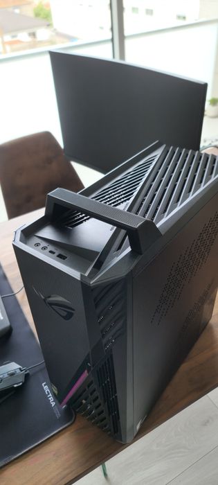 Asus Rog Strix GA15Dh com monitor HP x27c