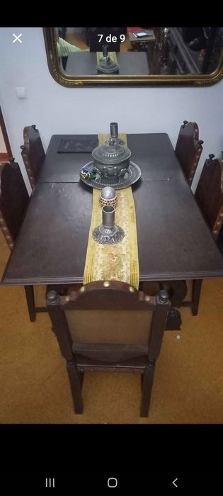 Mesa com cadeiras