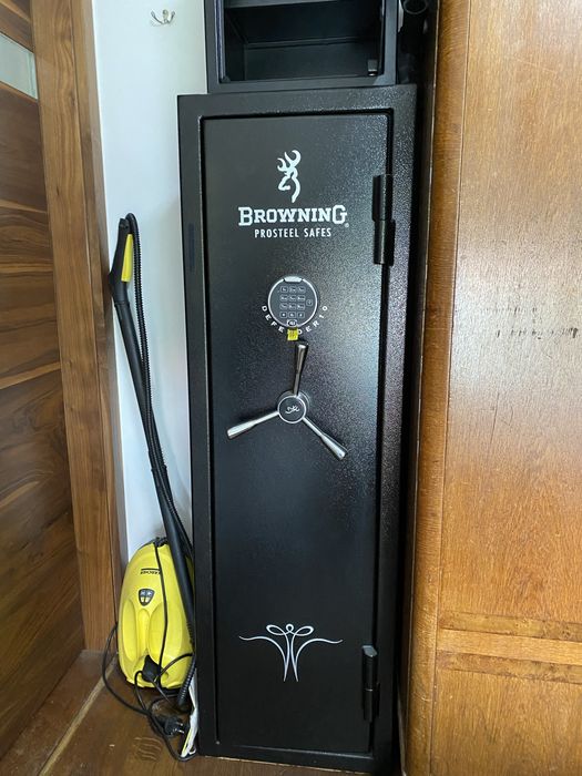 Sejf Browning Defender 10