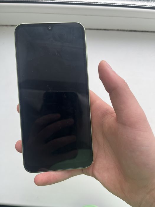 Продам Самсунг а24 на 128 гб