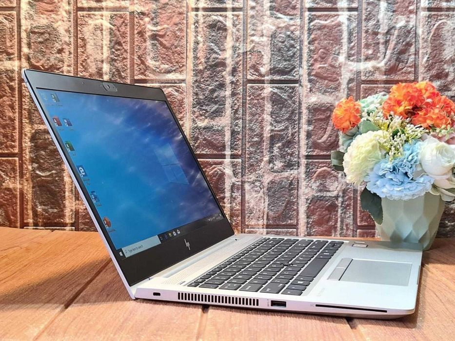 HP Elitebook 14" i5-8265U/16GB/256Nvme gama Profissional