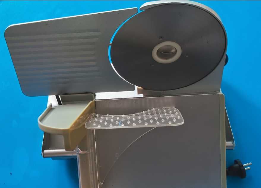 Fiambreira para cortadora metálica Orbegozo