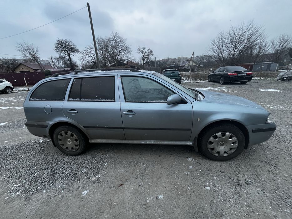 Шкода тур 2006 року