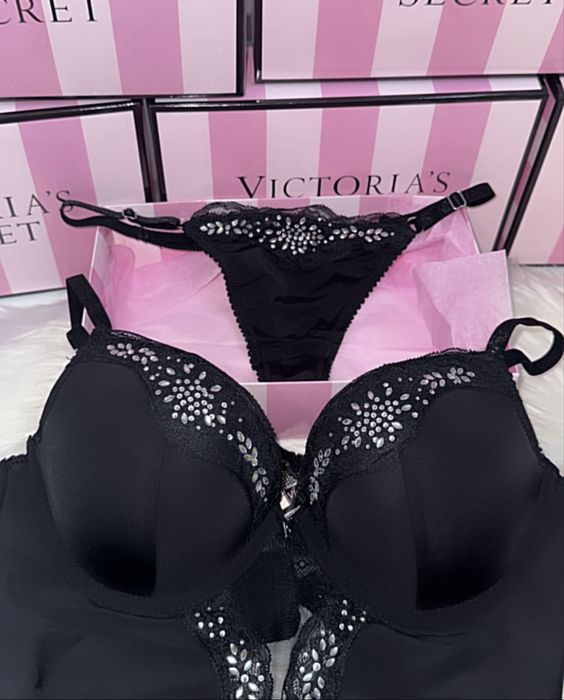 Корсет Victorias Secret з трусиками Корсет виктория сикрет