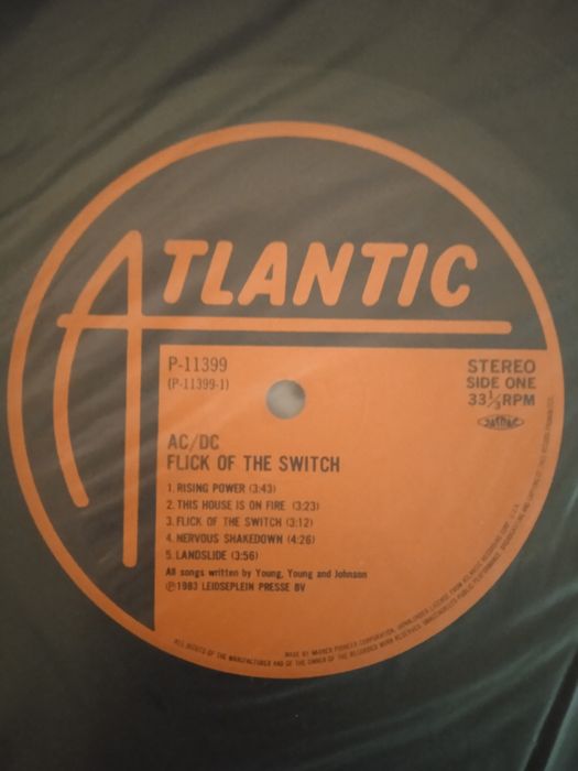 Б/у LP AC/DC  Flick of the switch2800грн. Rainbow 2800