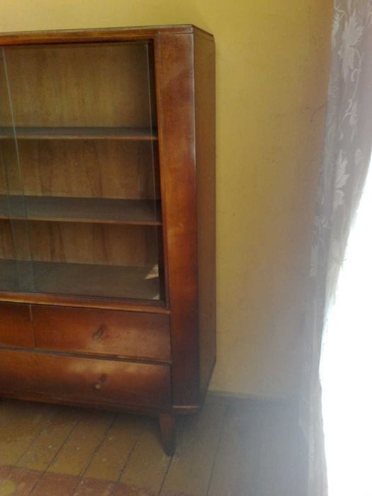 Kredens z okresu PRL - stan bardzo dobry (125x40x155cm)