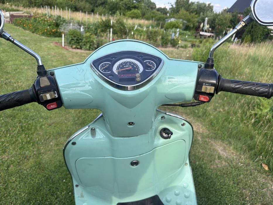Motocykl Tauris Capri 125