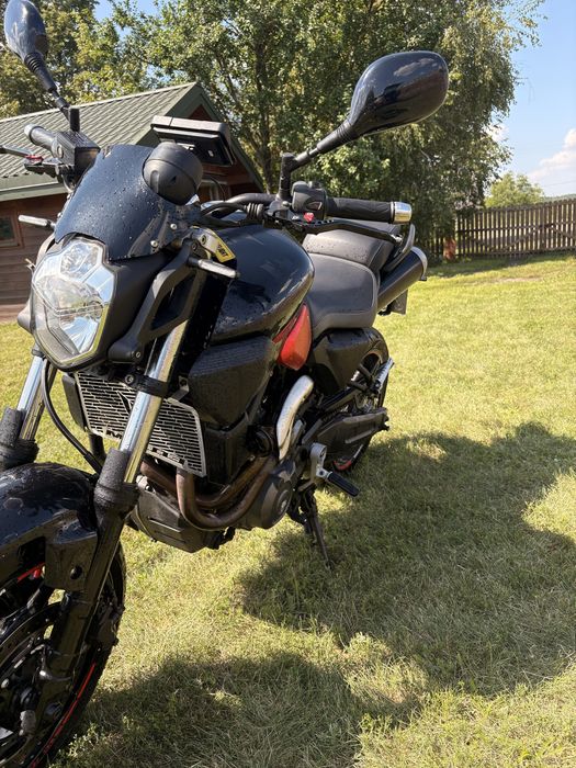 Yamaha MT 03 660cm3 *apple carplay*