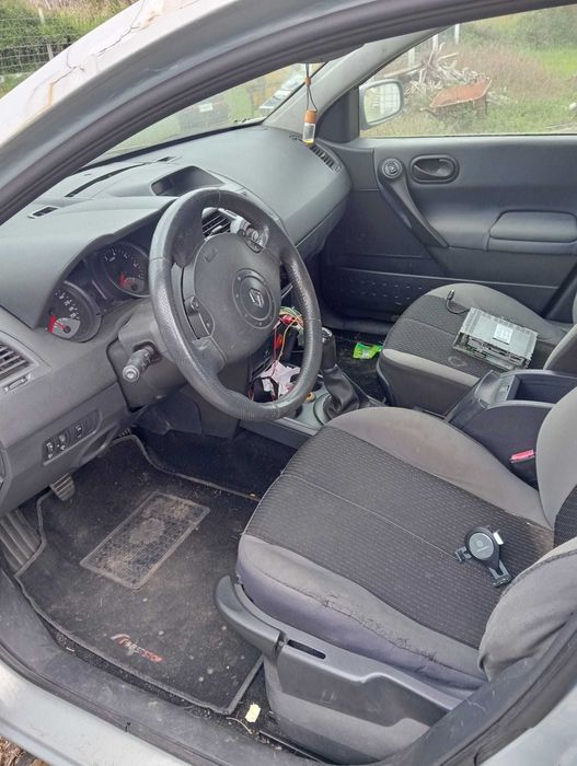 Megane para retirada de Peças