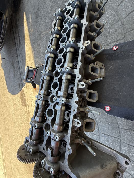Sprzedam po regeneracji, nieużywaną głowicę do silnika BMW M57 306D4
