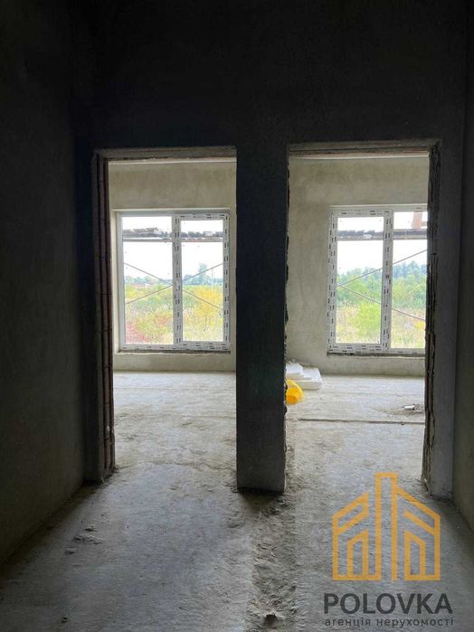 Продаж 2-поверхового дуплексу, Садовий