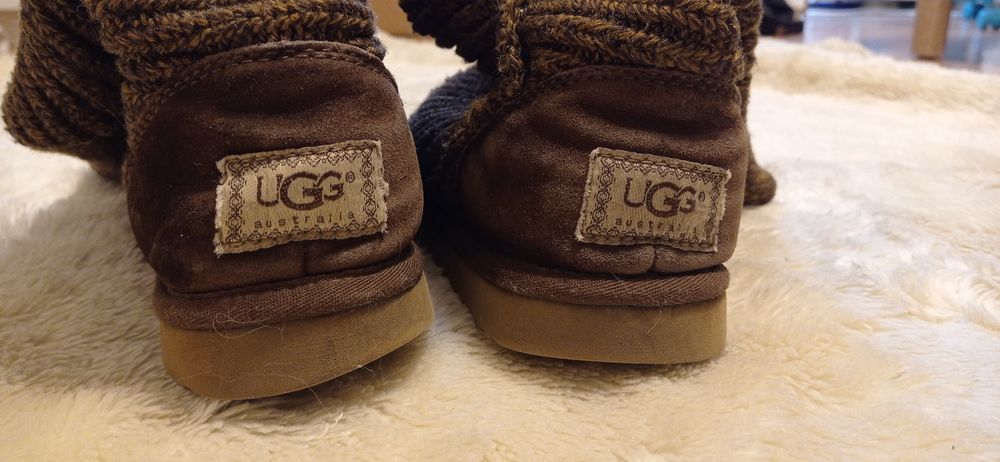 Kozaczki kardiganowe UGG,37