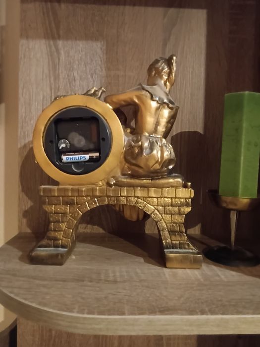 Часы    наручные