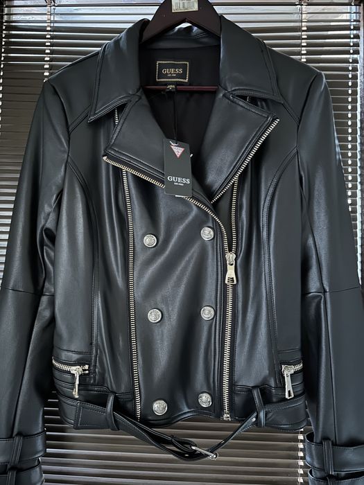 Кожанная куртка Guess