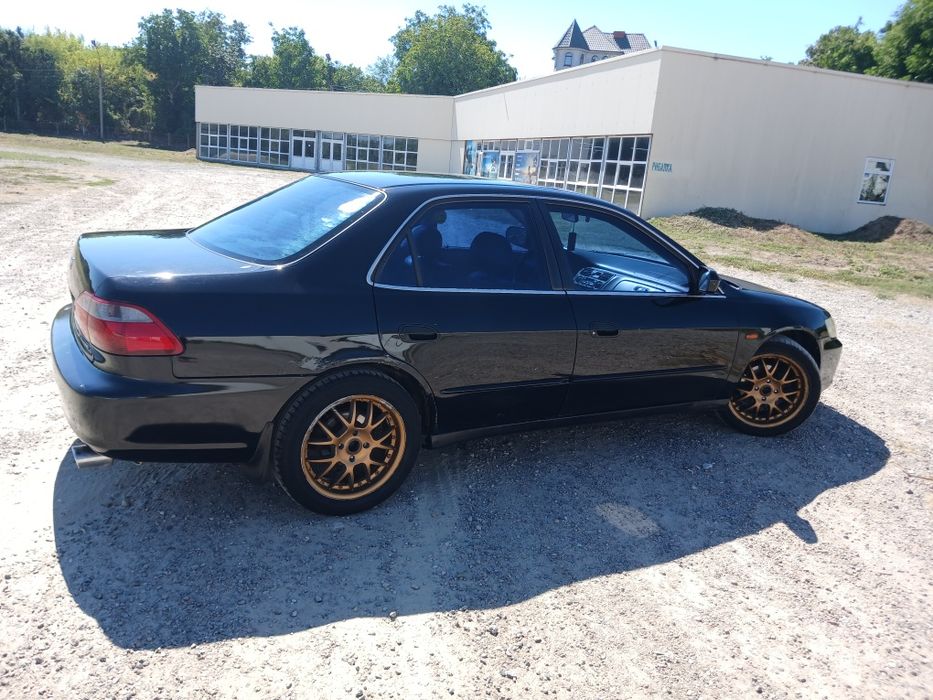 HONDA Accord.       .