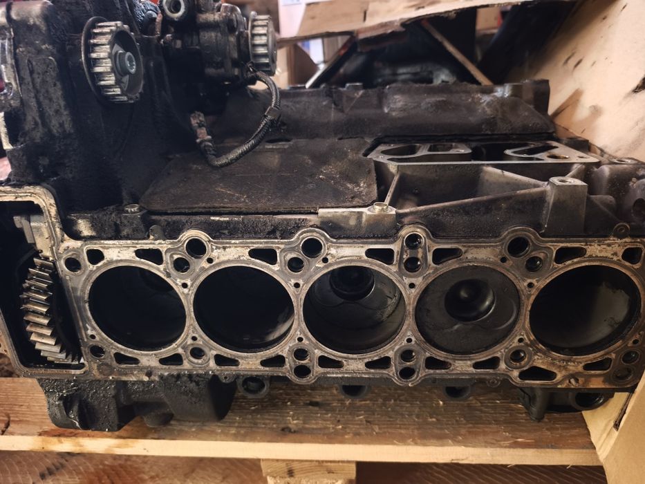 Motor vw multivan T5 2.5 TDI 174CV 7HB, 7HJ, 7EB, 7EJ, 7EF, 7EG, 7HF, turbo compressor ar condicionado 7EC