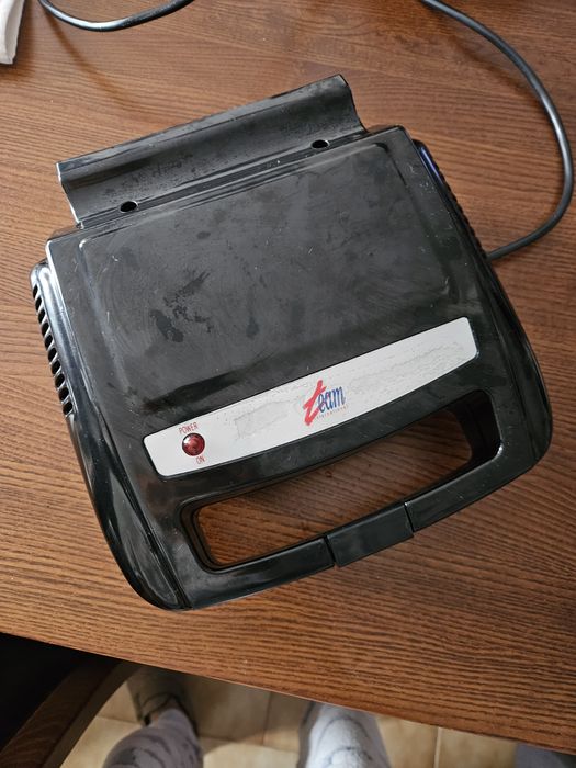 Tostadeira elétrica