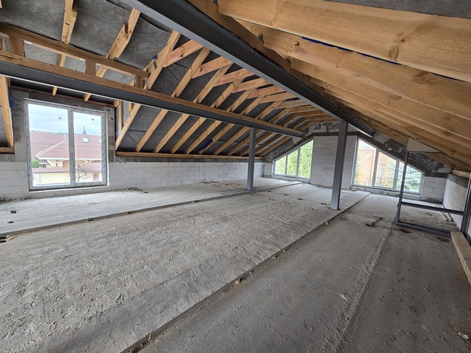 Будинок 240 м2 2 світло ліс 10 соток с. Іванковичі 11 км Феофанія