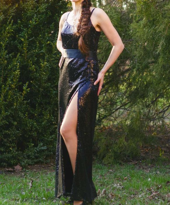 Сукня для святкування вечірок,  нового року, випускного.