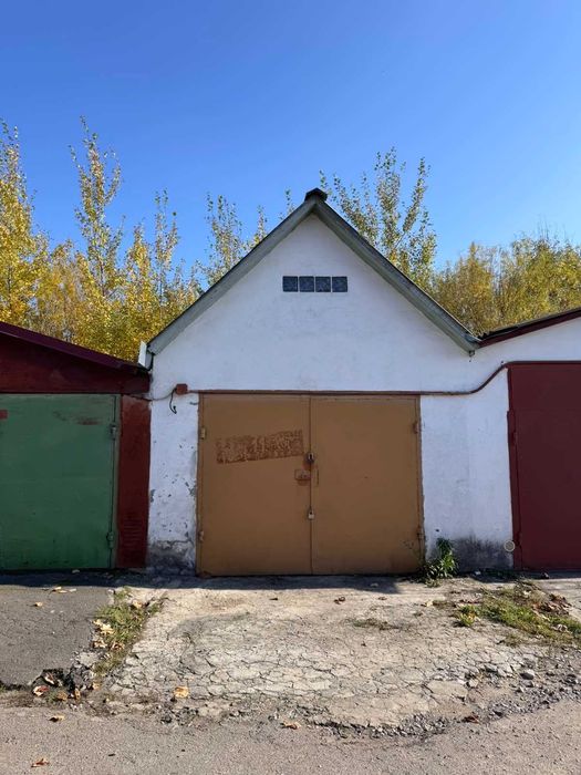 Гараж з ямою та горищем Південно-Західний район, кооператив Західний