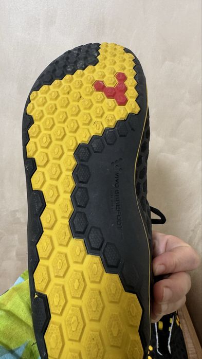 Vivobarefoot  кросівки