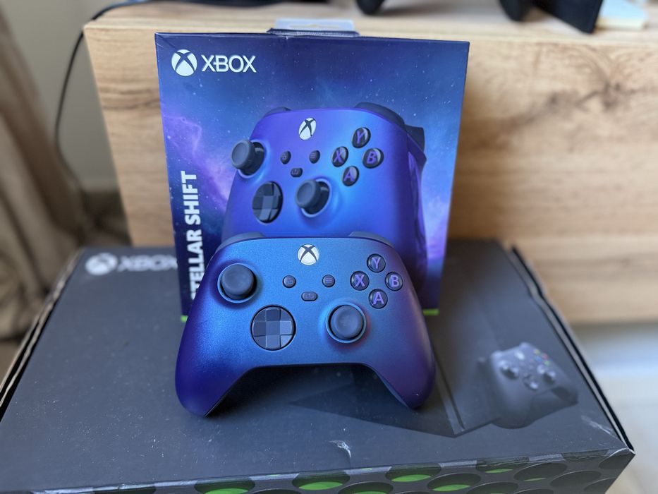 Xbox Series X + 2 Comandos (1 Edição Especial) – Ótimo estado