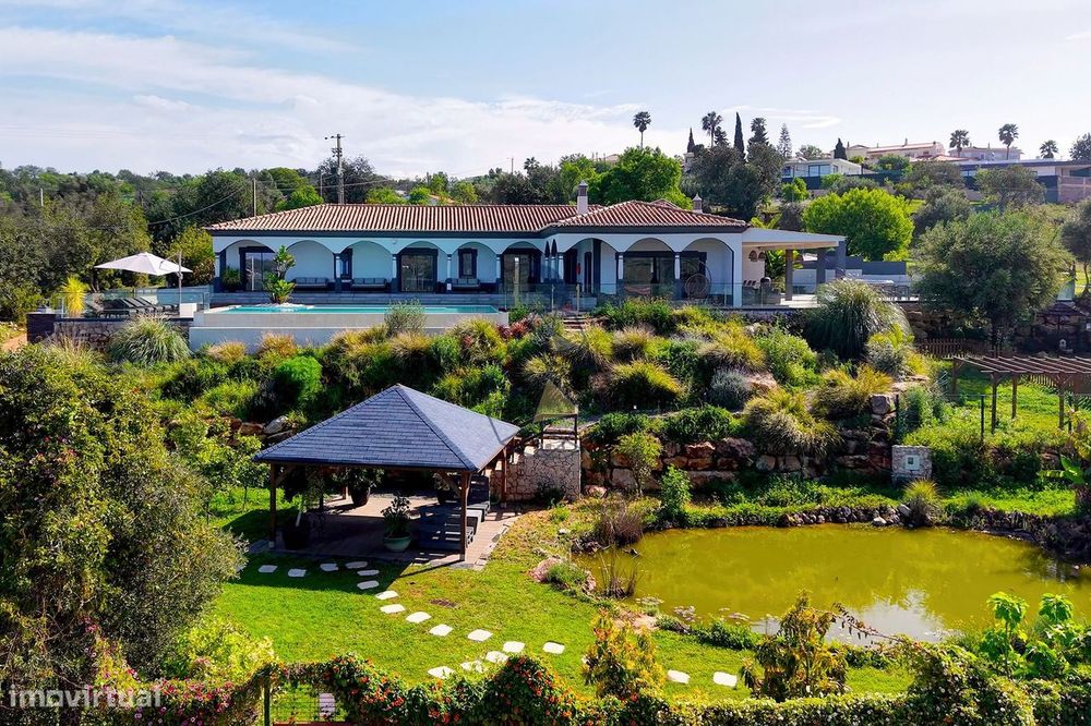 Arrendamento - Vila de Luxo no Algarve | Privacidade, Conforto e Exper