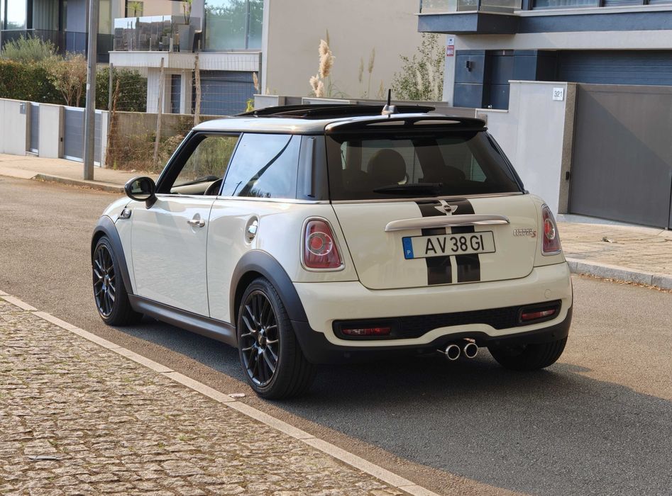 RESERVADO Mini Cooper S R56 LCI (N18) | Muitos extras + Manutenção