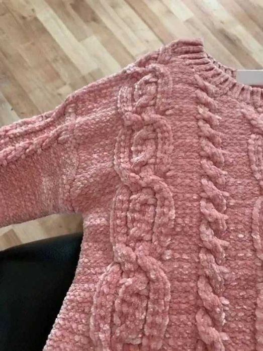 sweterek dziecięcy dziewczynki 122cm 7 lat