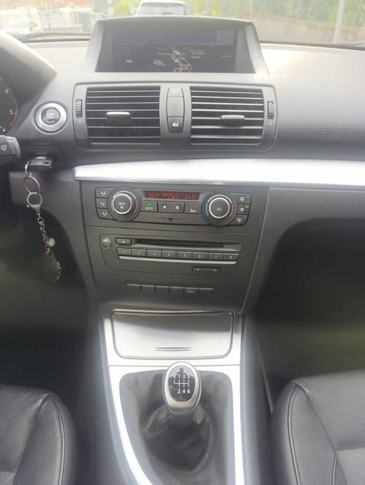 BMW Série 1 – 118D Line Sport- 1995cm3 – 143 cv