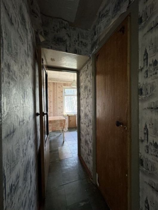 Продаж 1 кімн. "Малосімейки" на Даманському.Хороший торг!