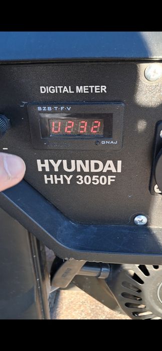 Генератор бензиновий  HYUNDAI HHY3050F