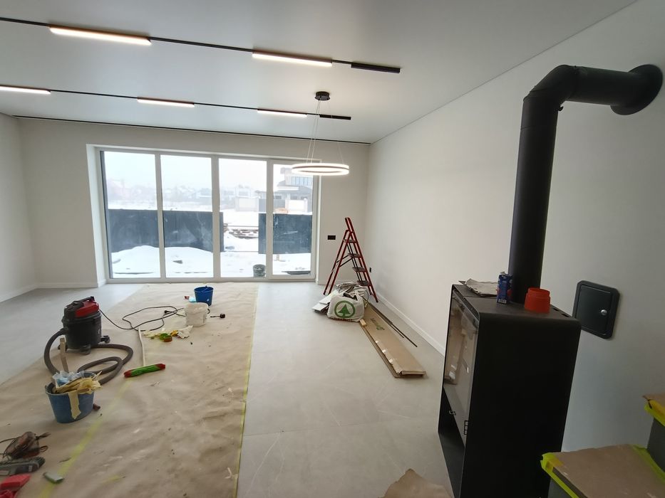 Сучасний таунхаус з дизайнерським ремонтом у Крихівцях — 118 м²